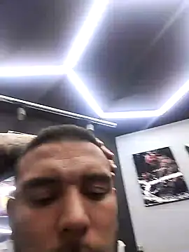 Snapshot of xxierra chatting on January 12, 12:49 am xxierra online show from January 12, 12:49 am