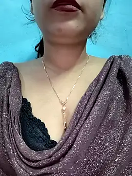 Shanaya Hotty online show from December 3, 4:58 am