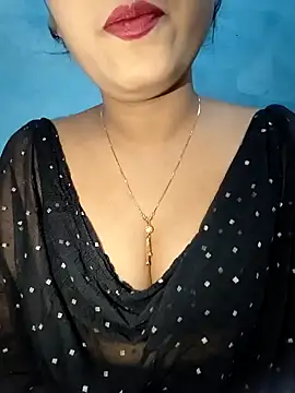 Shanaya Hotty online show from December 4, 4:49 pm