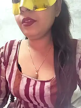 Shanaya Hotty online show from December 7, 3:30 pm