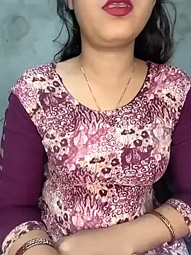 Shanaya Hotty online show from January 3, 6:24 pm