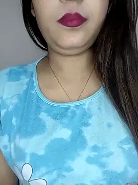 Shanaya Hotty online show from November 6, 9:05 pm