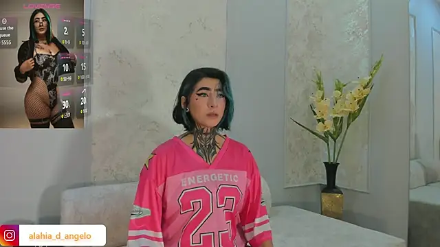 Alahia Dangelo online show from May 14, 5:42 pm