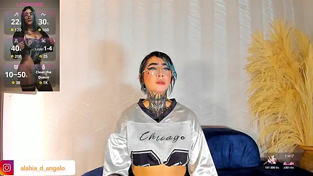 Alahia Dangelo online show from May 22, 5:40 pm