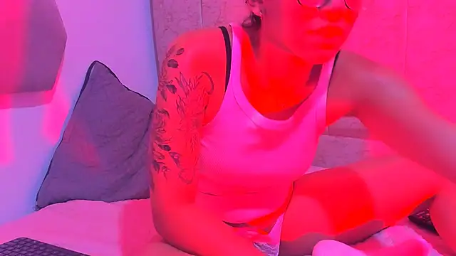  maria foxx  online show from January 13, 1:39 pm