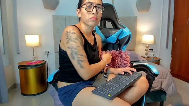 Snapshot of _maria_foxx_ chatting on February 5, 5:39 pm maria foxx online show from February 5, 5:39 pm