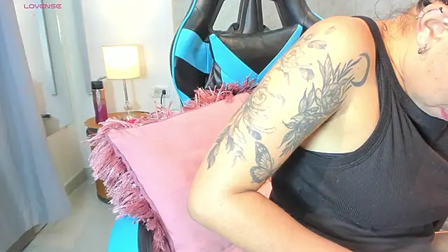 Snapshot of _maria_foxx_ chatting on February 13, 12:34 pm maria foxx online show from February 13, 12:34 pm