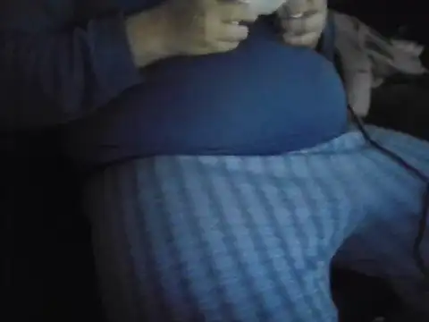 Snapshot of DBento0702 chatting on January 24, 9:06 am DBento0702 online show from January 24, 9:06 am