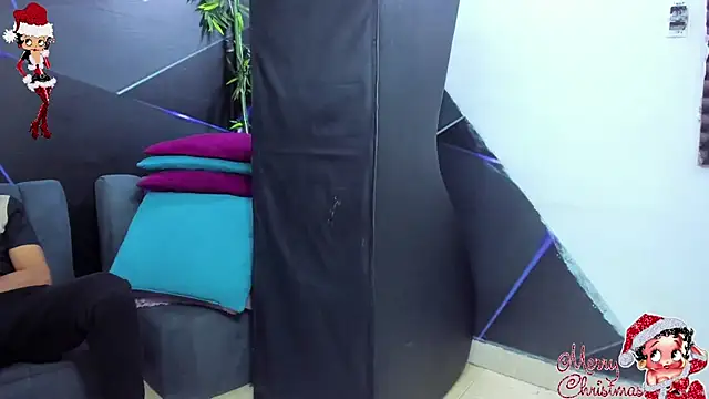 Snapshot of playsgirlhot chatting on November 13, 11:20 am playsgirlhot online show from November 13, 11:20 am