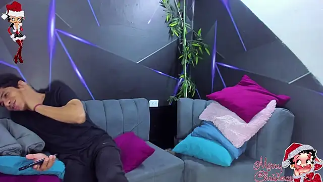 Snapshot of playsgirlhot chatting on November 15, 11:21 pm playsgirlhot online show from November 15, 11:21 pm