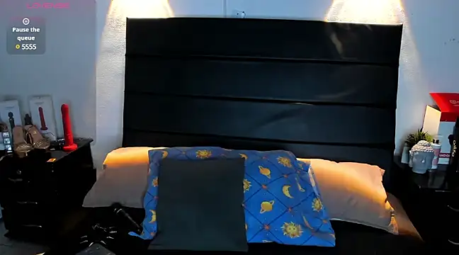 Snapshot of _ValeryStone_ chatting on December 11, 7:14 pm  ValeryStone  online show from December 11, 7:14 pm