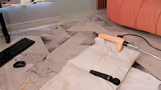 Eilin clio online show from December 30, 3:35 pm