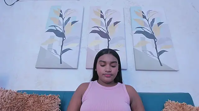Snapshot of kayna_gomez chatting on January 15, 7:23 pm kayna gomez online show from January 15, 7:23 pm