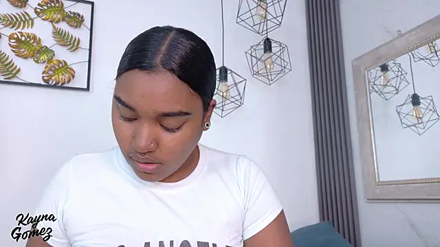 kayna gomez online show from January 11, 7:08 pm