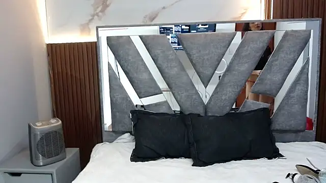 saray hot202cl online show from September 28, 3:23 am