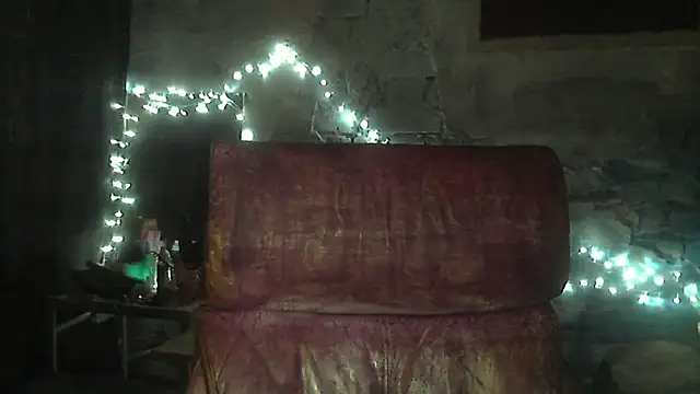 Snapshot of iva_spirit chatting on February 6, 5:46 am iva spirit online show from February 6, 5:46 am