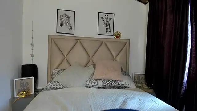 MonyCassius online show from November 28, 1:03 pm