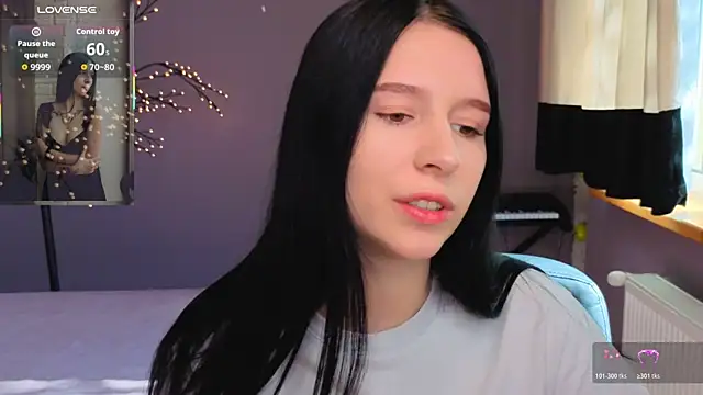 KarolinaBlacks online show from May 8, 5:24 am