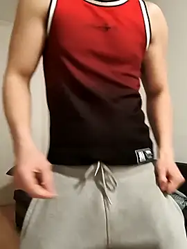 petibacsi96 online show from March 18, 8:37 pm