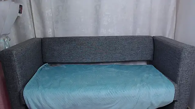 bellaa love  online show from November 10, 12:09 am