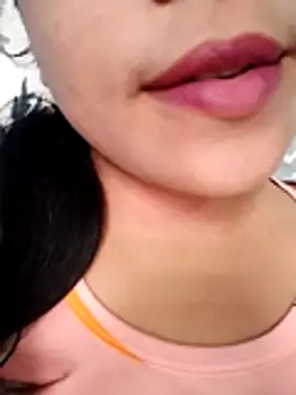 Snapshot of Anki-doll chatting on June 24, 5:39 am Anki-doll online show from June 24, 5:39 am