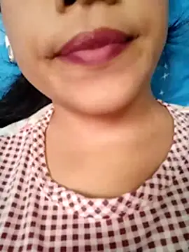 Snapshot of Anki-doll chatting on July 7, 6:47 am Anki-doll online show from July 7, 6:47 am