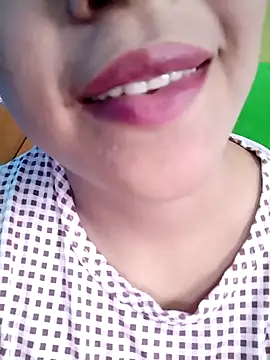 Snapshot of Anki-doll chatting on July 15, 5:34 am Anki-doll online show from July 15, 5:34 am