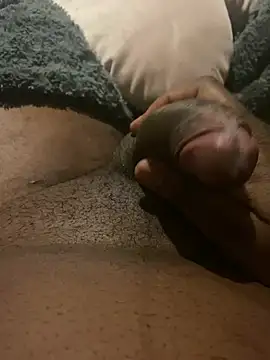 Snapshot of Sexiiiiii97_ chatting on January 6, 9:41 am Sexiiiiii97 online show from January 6, 9:41 am