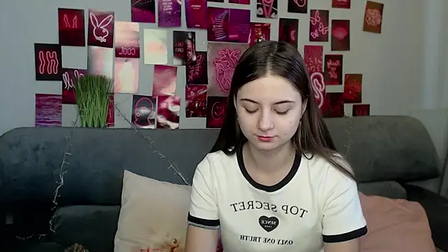 MilanaRoza online show from September 14, 4:55 am