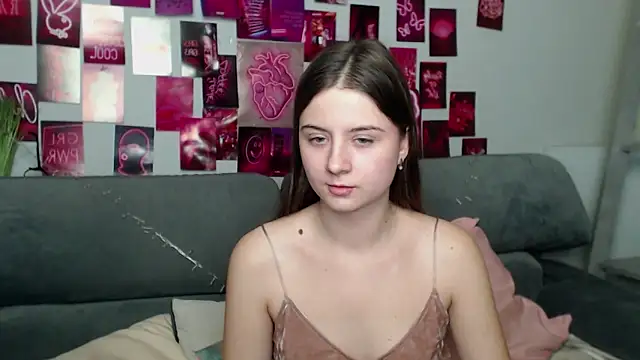 MilanaRoza online show from October 18, 4:52 pm