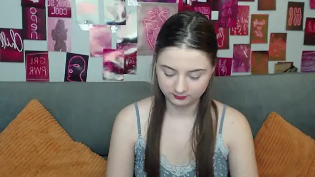 MilanaRoza online show from April 11, 5:23 am