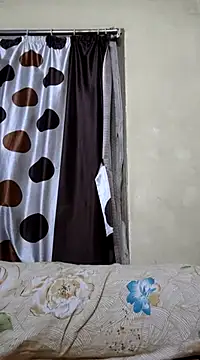 yoursweety09 online show from January 22, 2:35 pm