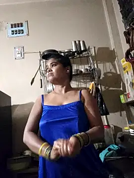 yoursweety09 online show from March 6, 2:19 am