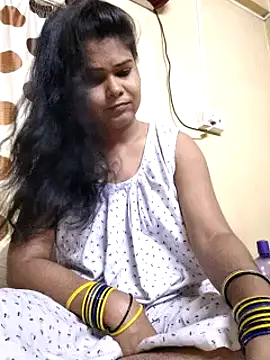 yoursweety09 online show from March 9, 2:07 am