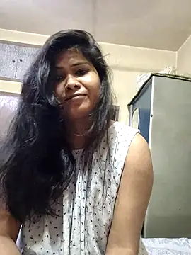 yoursweety09 online show from March 16, 1:38 am