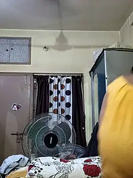 yoursweety09 online show from March 16, 2:11 pm