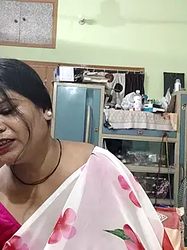 yoursweety09 online show from April 3, 2:04 pm