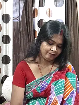 Snapshot of yoursweety09 chatting on April 25, 7:55 am yoursweety09 online show from April 25, 7:55 am