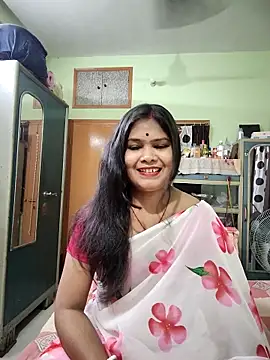 Snapshot of yoursweety09 chatting on May 11, 2:01 pm yoursweety09 online show from May 11, 2:01 pm