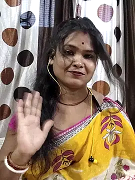 Snapshot of yoursweety09 chatting on May 22, 7:04 am yoursweety09 online show from May 22, 7:04 am