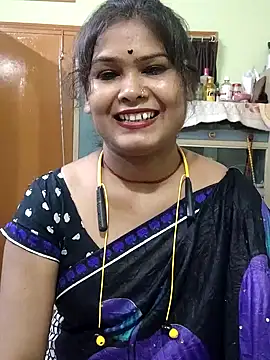 Snapshot of yoursweety09 chatting on May 26, 2:35 pm yoursweety09 online show from May 26, 2:35 pm
