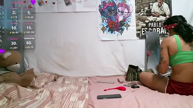 pamelaykamila online show from March 27, 9:47 pm