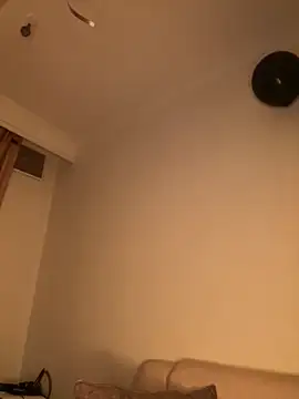 Im Valen Cute online show from November 9, 1:48 am