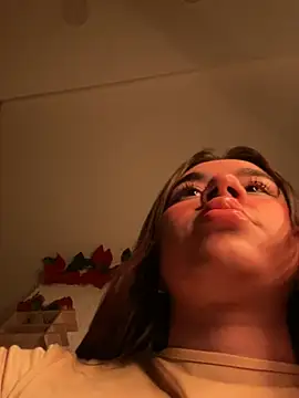 Im Valen Cute online show from May 31, 3:58 am