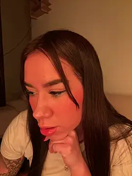 Snapshot of Im_Valen_Cute chatting on June 26, 3:22 am Im Valen Cute online show from June 26, 3:22 am