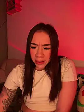 Snapshot of Im_Valen_Cute chatting on July 14, 11:21 pm Im Valen Cute online show from July 14, 11:21 pm