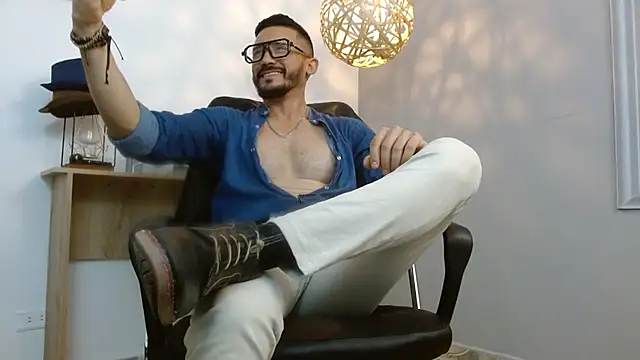 Reiko 85  online show from February 26, 7:27 pm