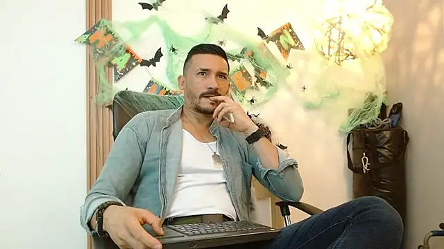 Reiko 85  online show from October 14, 3:02 pm