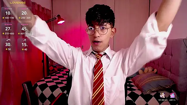 Snapshot of teobowny_ chatting on January 11, 3:52 pm teobowny online show from January 11, 3:52 pm