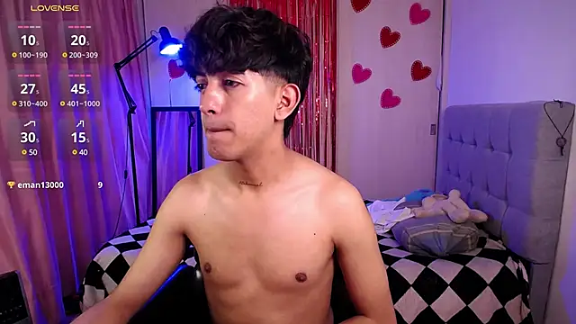 Snapshot of teobowny_ chatting on February 21, 7:43 pm teobowny online show from February 21, 7:43 pm